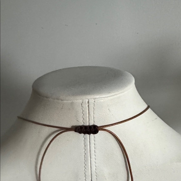 Clear Quartz Rope Wrap Rock Crystal Pendant Necklace - Picture 5 of 6